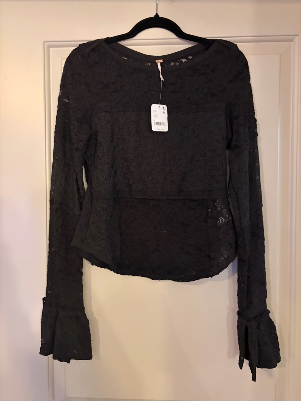 Free People Black Lace Bell Sleeve Blouse Top NWT Medium - Picture 2 of 3